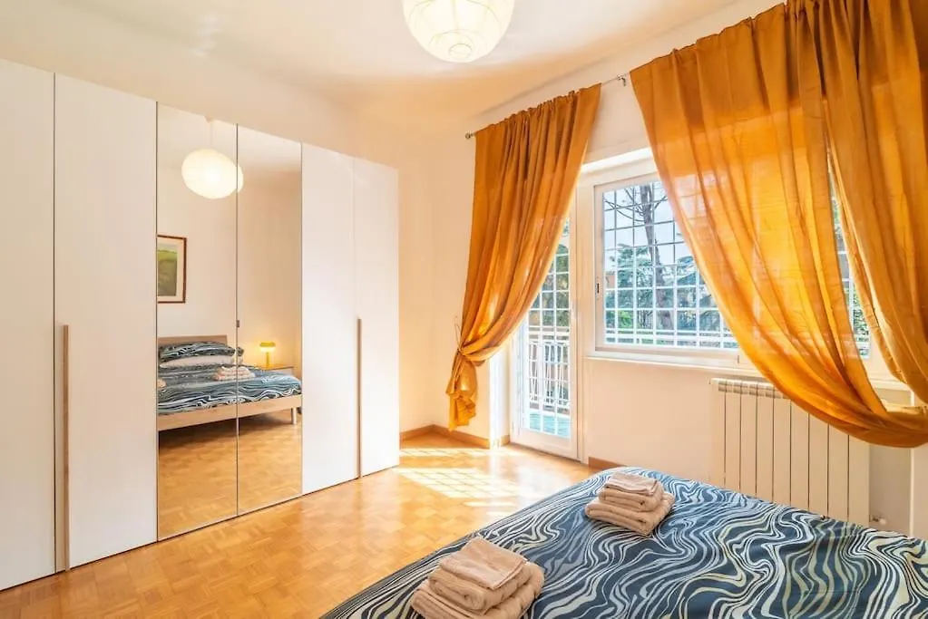 Danilo'S House Comfort A Roma Apartment 0*, Rome Italy